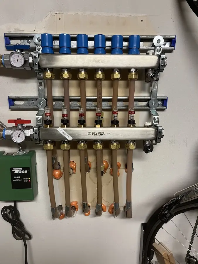 Plumber performing Leak Detection at a residential property in Pontiac